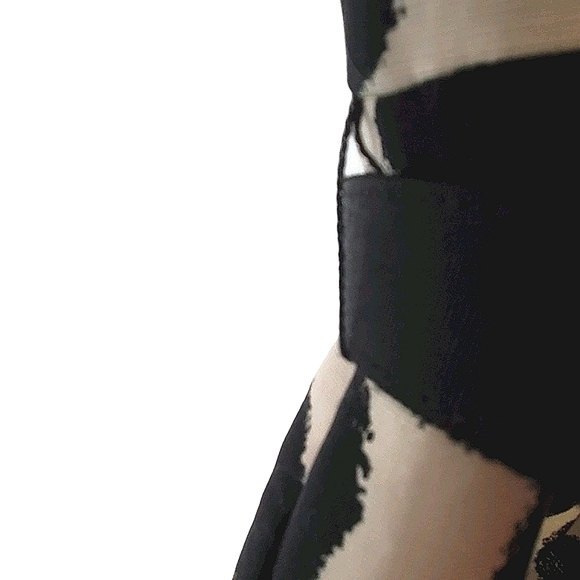 Eliza J Polka Dot Dress  Scoop Neck Pockets Side Zip Size 2P - Picture 6 of 16